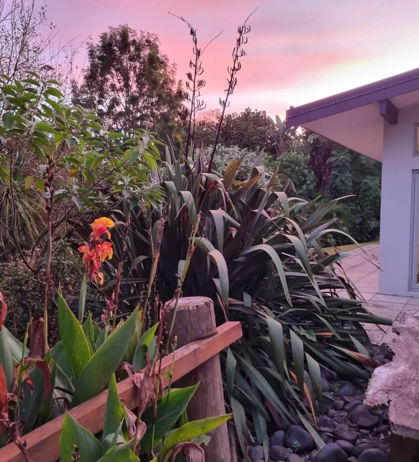 The garden and lodge at Keystone at sunset